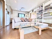Fujiidera 6 min walk/60㎡ 1LDK/Comics, furniture, appliances & Wi-Fi included／Live-in host for safety in FUJIIDERA-SHI OKA