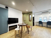 2-min Walk to Shirokanedai Station & Platinum Street: Spacious 4BR House in a Lush, Central Location in MINATO-KU SHIROKANEDAI