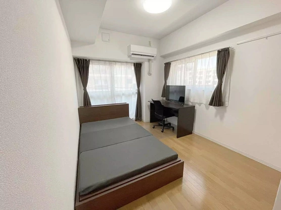 Slide show 91c8a990 bece 408c a1bf fd87dbc7641b