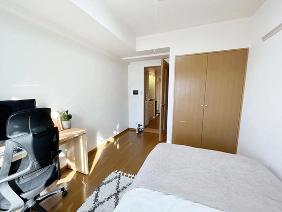 Slide show f304f6bd 79c9 4d57 be02 fd434059e9da