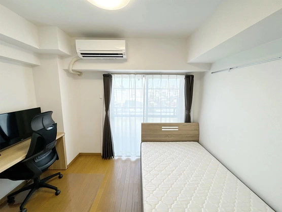 Slide show a2e38dc4 b62a 48e8 925c 865cda3ebecb