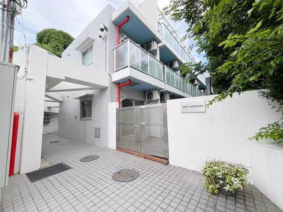 Slide show 0b41cc5d 0a72 4571 96d2 7407636016b9