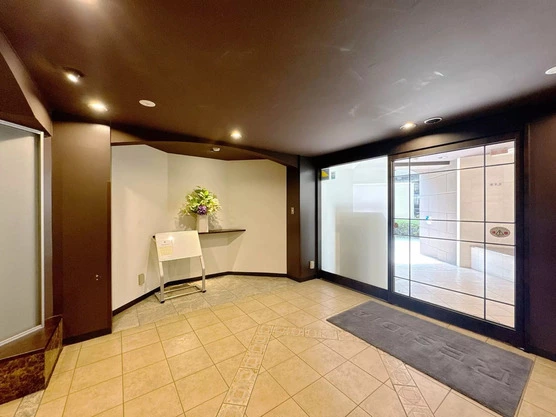 Slide show c955175b 4df1 4aa3 926a a068745aad55