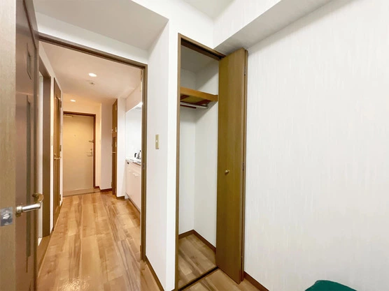 Slide show cf606a71 f5b8 463e 926d 4191dd476487