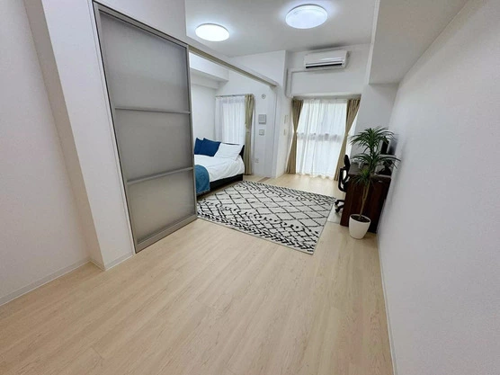 Slide show d07c219e f139 43f3 9584 d3b91ab1fb9a