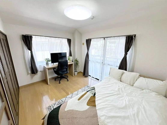 Slide show 648e7a40 d2bb 4c83 ae44 0ad7006e4bfd