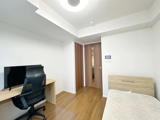 Slide show ba641bab d5f9 4faf b43c aa719fee5959