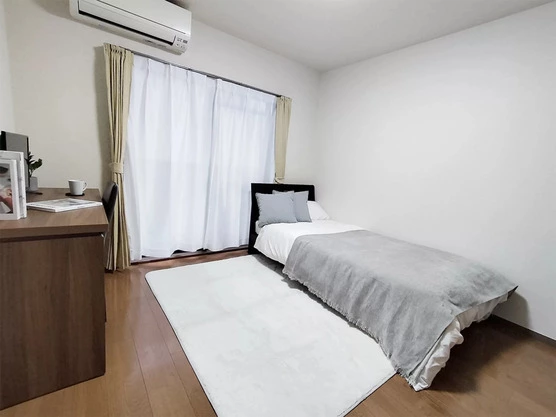 Slide show 85512e3b 62a0 4839 b706 3de68347aa5e