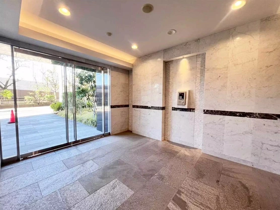 Slide show eb750398 e489 49d6 9fba a944ecf35d97