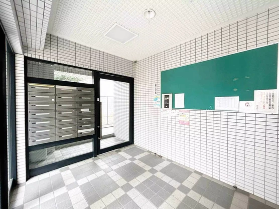 Slide show aaed0fe7 5284 4743 a4fe ecc243231f25