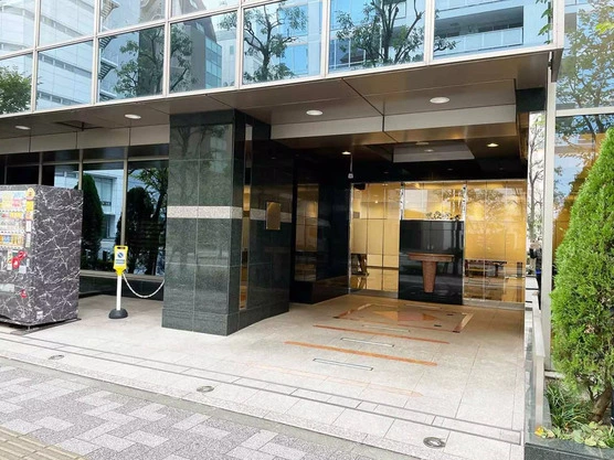 Slide show 523213e7 28f8 4c72 a8ed a856fa7b4305