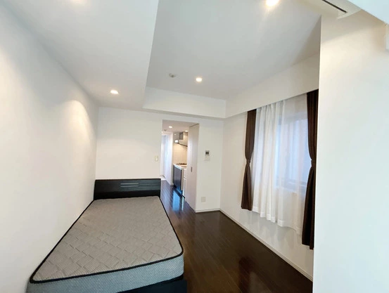 Slide show e70d65fe 2652 4863 903a c6a450d5607f