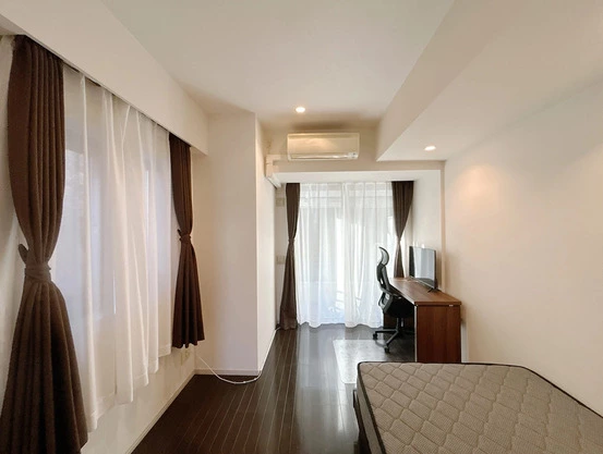 Slide show f8314f80 3f0d 41e1 acab c1ae8c99d260