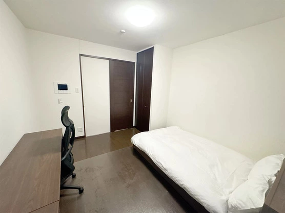 Slide show ae63b6e6 6132 4272 8769 3b0deb2940e0