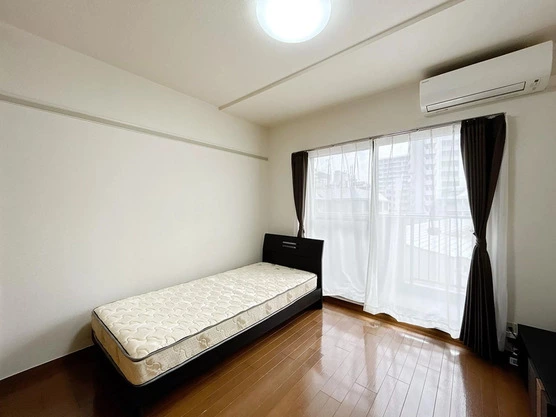Slide show c11cf0be 7e55 476e af86 5346ed049848