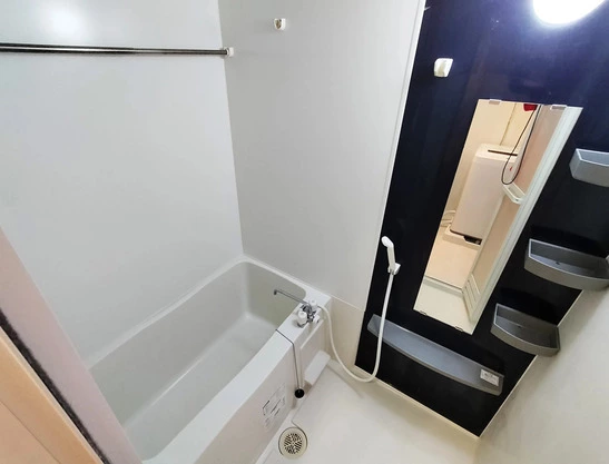 Slide show b34bfde3 62e6 44f1 a4ae 326d98b143f6