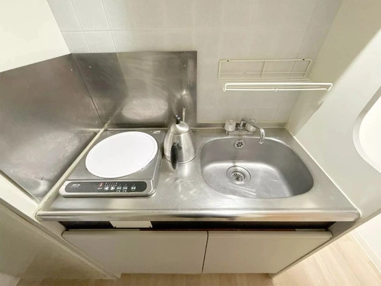 Slide show 6f35a9d5 5c6b 4877 b31a 9635d6f38389