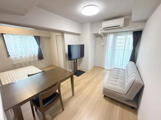 Slide show e587e8f1 5af6 4eb7 8f1d b89edbd83979