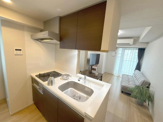 Slide show a18a69fa c18f 4a77 8cdf 1e11a54628ad