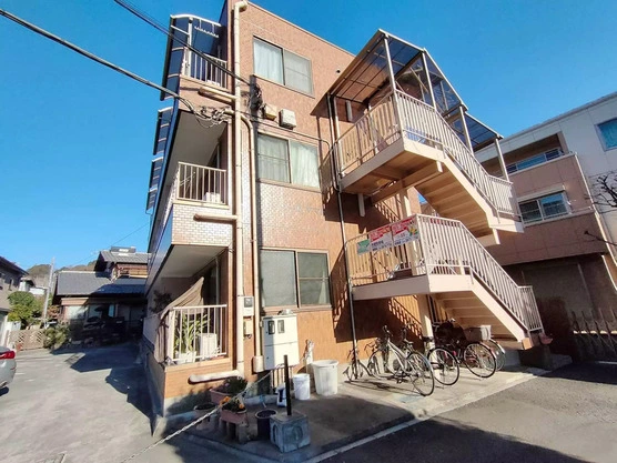 Slide show dd3d05d2 aa95 4b5a ad04 4faea5583866