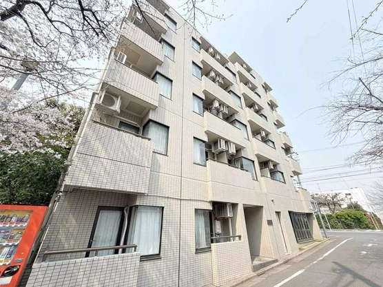 Slide show f50a9d6f ee93 4505 8433 64d495840b6f