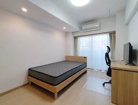 Slide show b6b3447a a9c6 4bab b965 214cbde85242