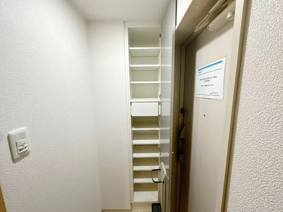 Slide show 9337375a e7e8 424c bfc5 703f66338c97