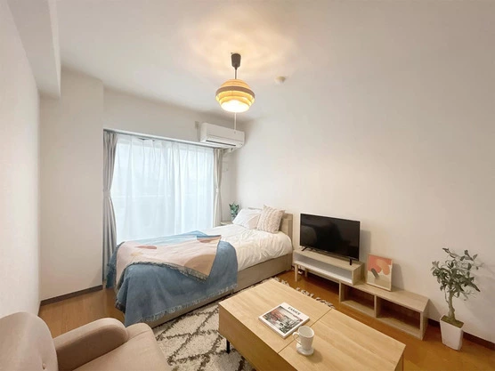 Slide show 1449657f 9405 41a3 8341 14179eab9eaf