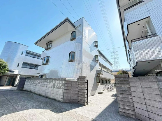 Slide show 6652b3f5 2a36 4fed a480 81112f275b25