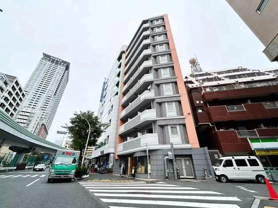 Slide show 70f6b9ad 6f5a 42f7 b565 16d789c91917