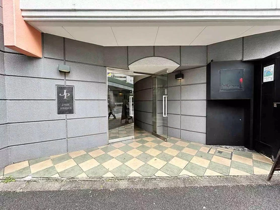 Slide show 785676fb fa81 462e 9b0b dd5cd7b76013