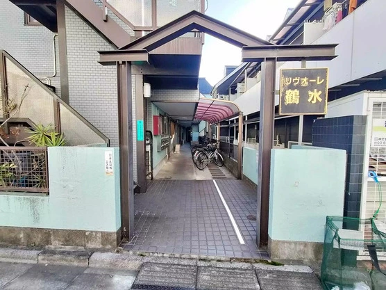 Slide show adaf71e3 9e84 4cab 84ec aa03ad46ea2d