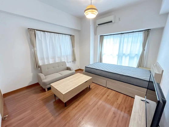 Slide show 357e8c76 1e64 4649 a000 672f90835244