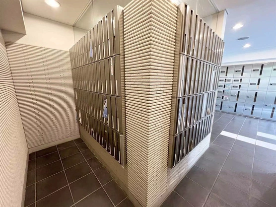 Slide show fb66f45d 44b2 4ee4 9346 924bd11160db