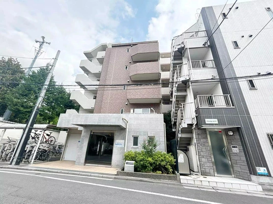 Slide show 501014fc b004 46d7 a4a5 cf9e24f509b7