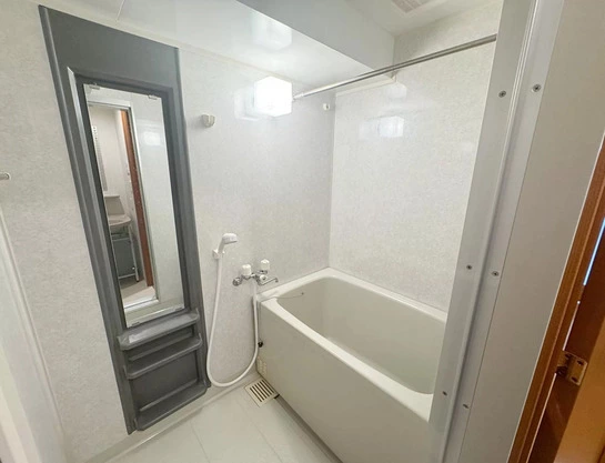 Slide show 3a90bb4c 3d0b 4a75 80e2 be9c1f3a1708