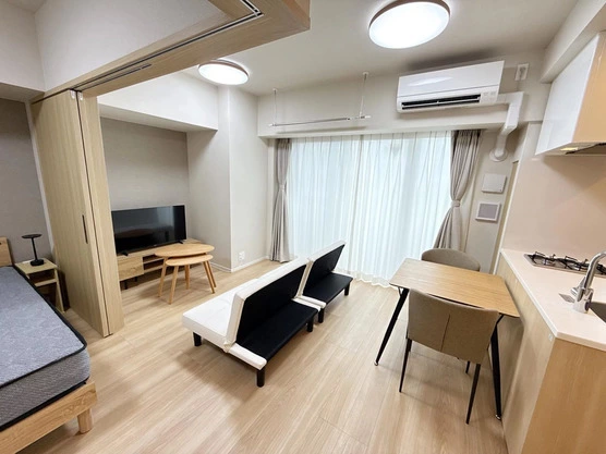 Slide show c71b2c0e 4bd4 4377 87df ff55eb7ad472