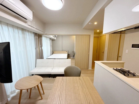 Slide show f656ac8c 9f2c 4176 9aa9 6b8b5e8837a5