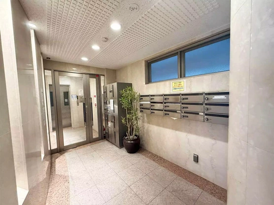 Slide show bf251d53 3fa3 4922 8a62 c09d71a698dd