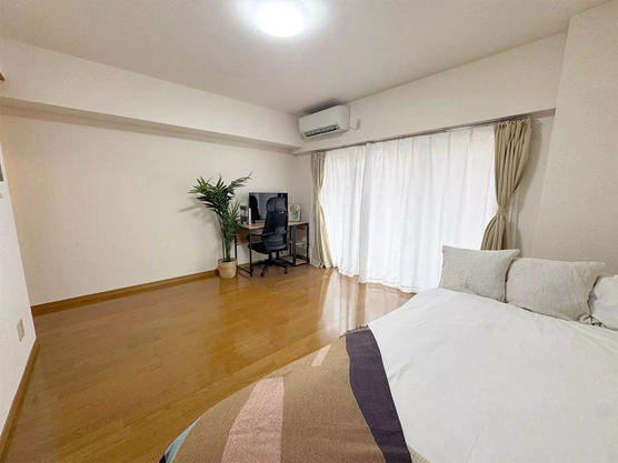 Slide show 06ac7a65 0879 46e6 8aed 21b0464602a0