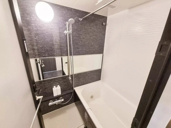 Slide show d0f8c7c7 8599 494c a403 a1d9538a638d