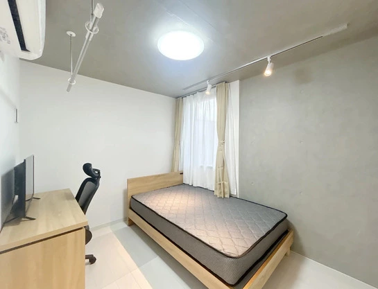 Slide show 2554d4e9 1808 4a11 833e ccd4c01c44d2