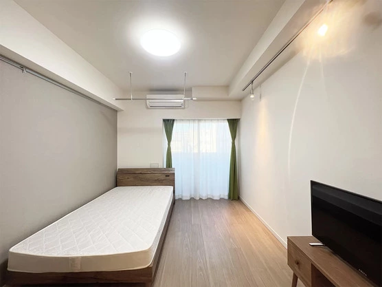 Slide show cc50a4be 67b8 49cf a4a1 6e34d1d5c893
