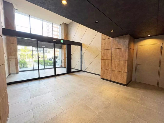 Slide show 6cdbcb7b 02d3 42ba a4c6 391520a3f797