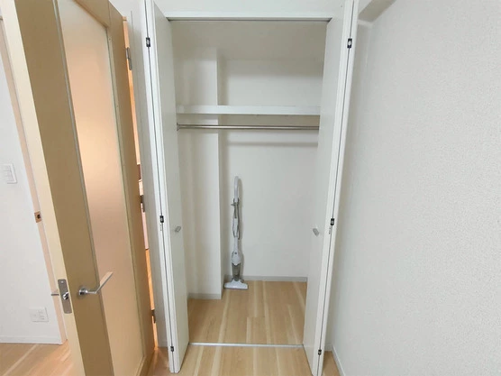 Slide show dbc89caf f8d4 4085 8629 230d13dcc591