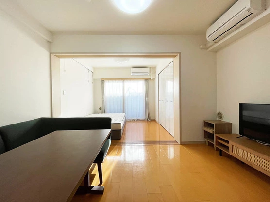 Slide show c9ba693b ce45 4ca6 bf4d eea7faa12b9b