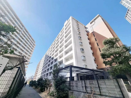 Slide show 27586e6e 70ae 4fc1 942a dafa9bcc6431