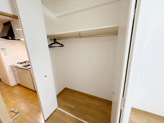 Slide show b6eaf7ba 2db9 481b b9a8 72326d7bfb89