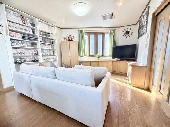 Slide show 9288b458 8251 456c 8e77 52c52f2ea5bd