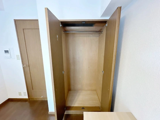 Slide show d09edc9f cb36 402d a5c1 c3969054a094